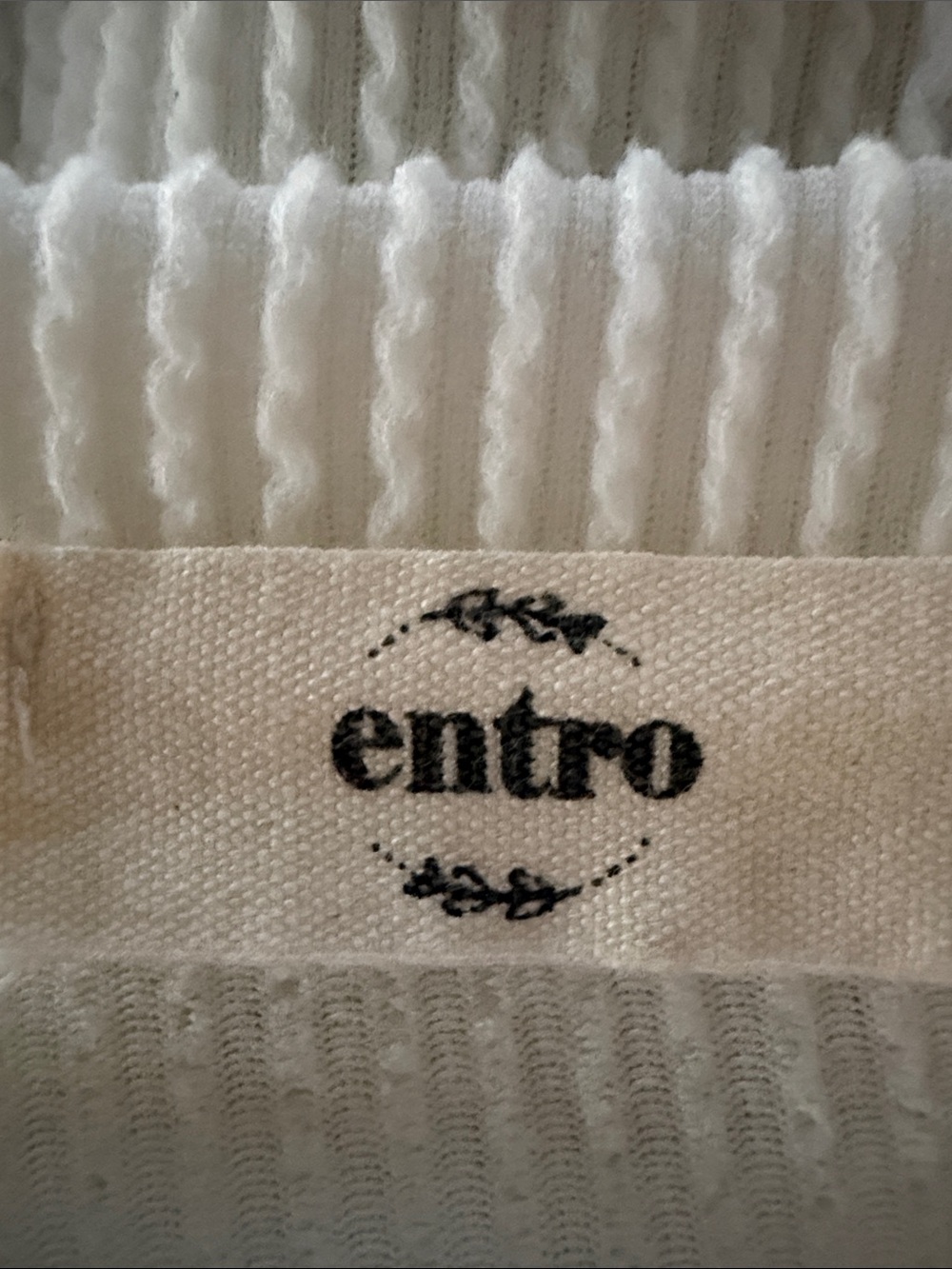 entro Ivory Ribbed Flutter Sleeve Top - Picture 6 of 7